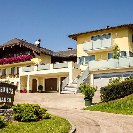 Gaestehaus Stabauer Мондзее Екстериор снимка