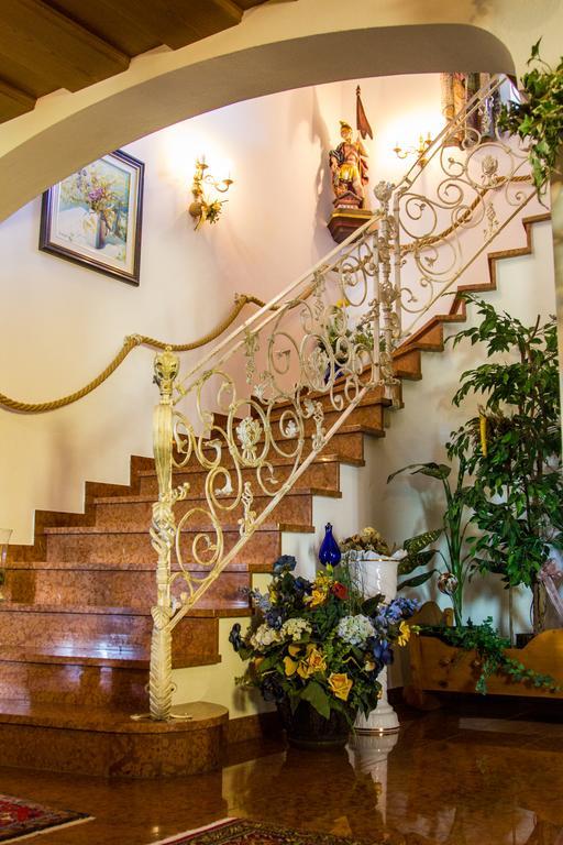 Gaestehaus Stabauer Мондзее Екстериор снимка
