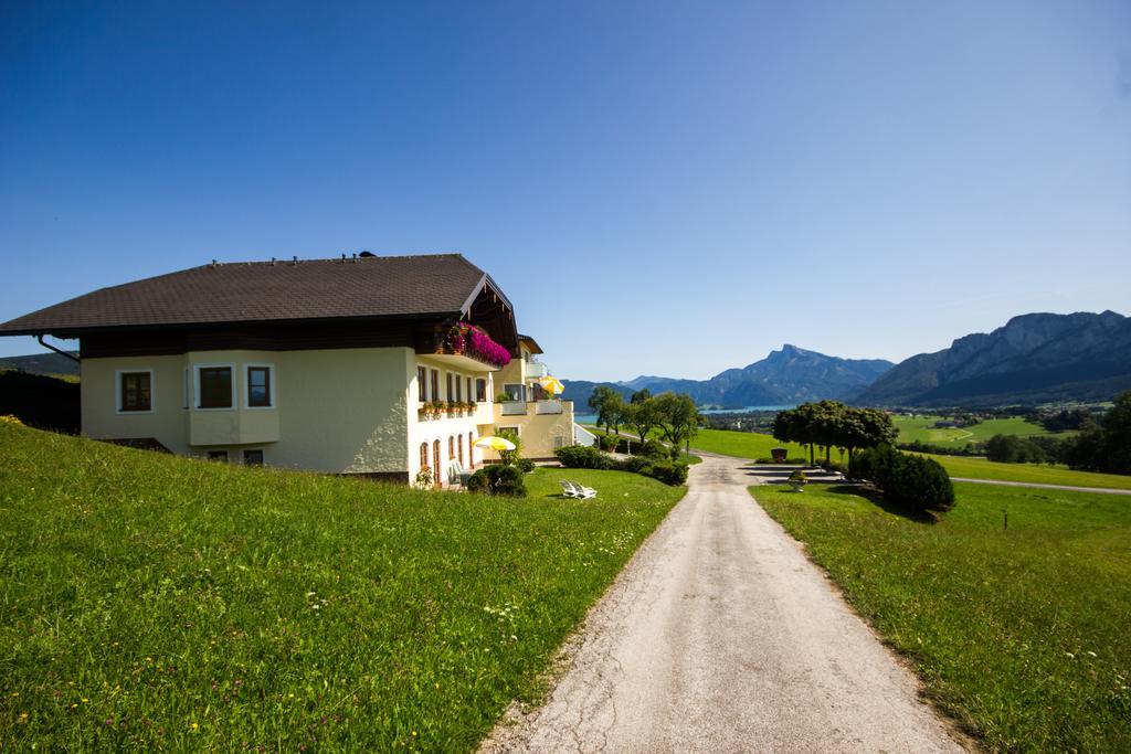 Gaestehaus Stabauer Мондзее Екстериор снимка